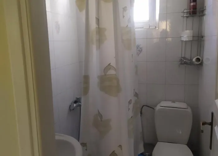 Pavlos 1st Floor In Apartamento